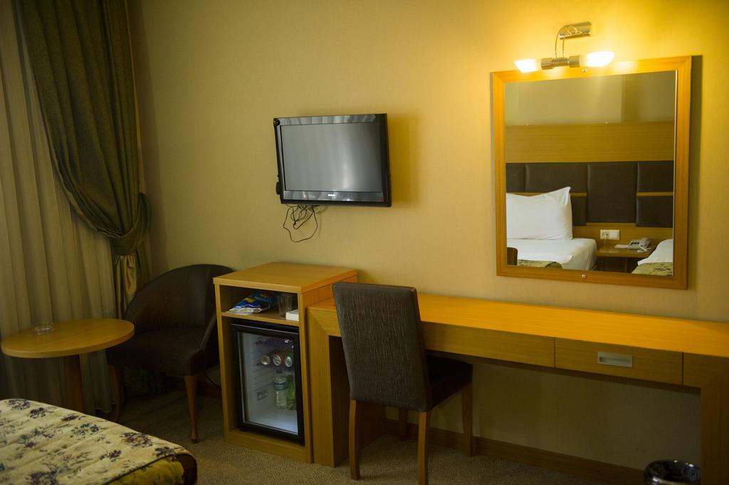 โปลัต เอลิต โฮเต็ล Hotel อาดานา ห้อง รูปภาพ