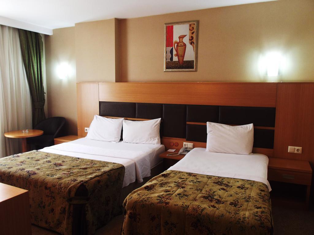 โปลัต เอลิต โฮเต็ล Hotel อาดานา ห้อง รูปภาพ