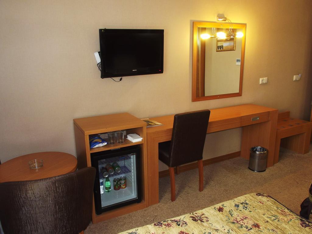 โปลัต เอลิต โฮเต็ล Hotel อาดานา ภายนอก รูปภาพ